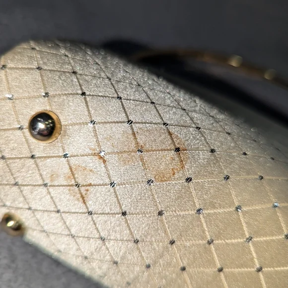 VINTAGE Diamond Pattern Handbag - Picture 7 of 8